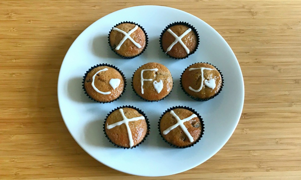 Hot Cross Bun Cupcakes with the Mini Bakers Club Baking Subscription