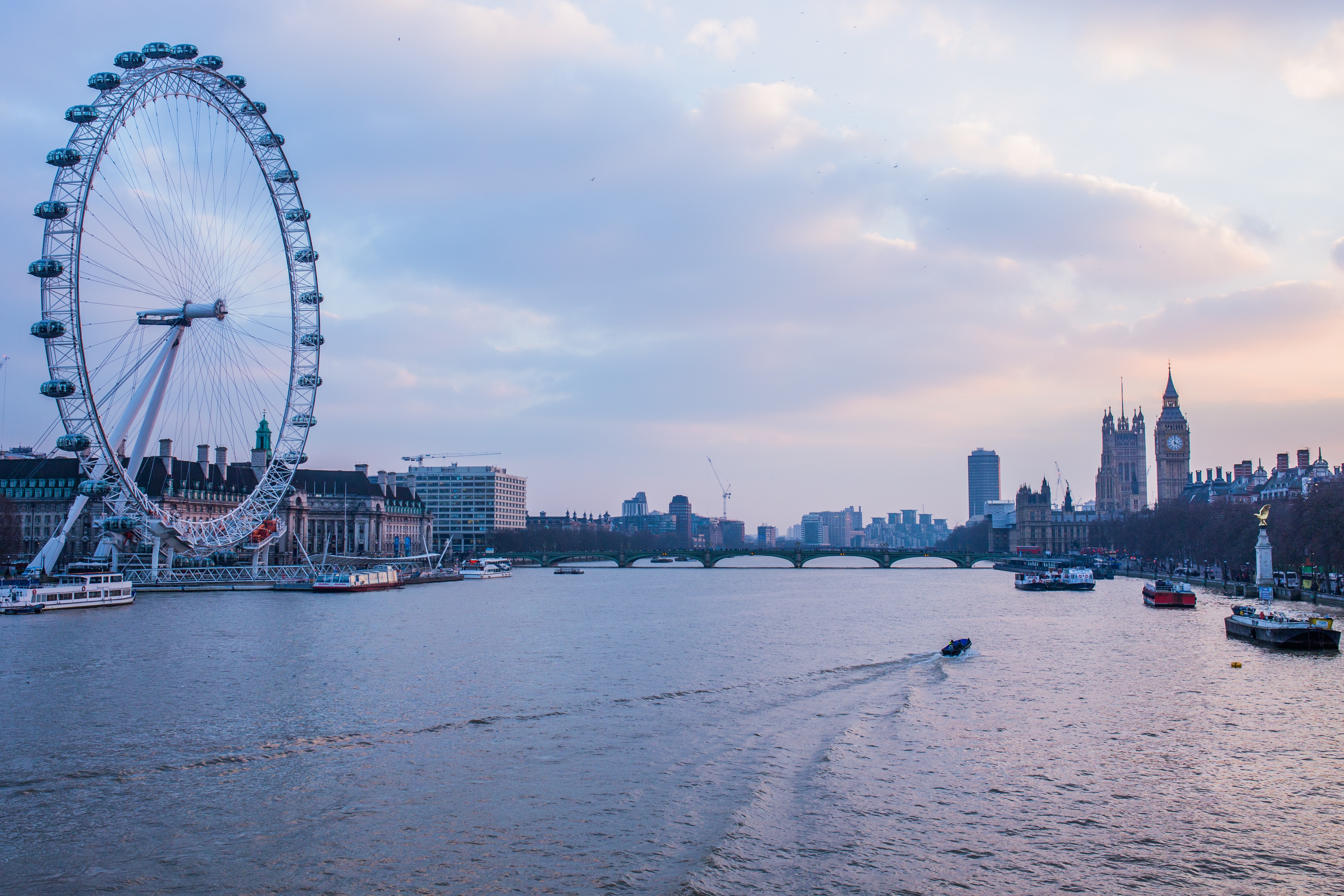 Essential Tips For First-Time London Visitors