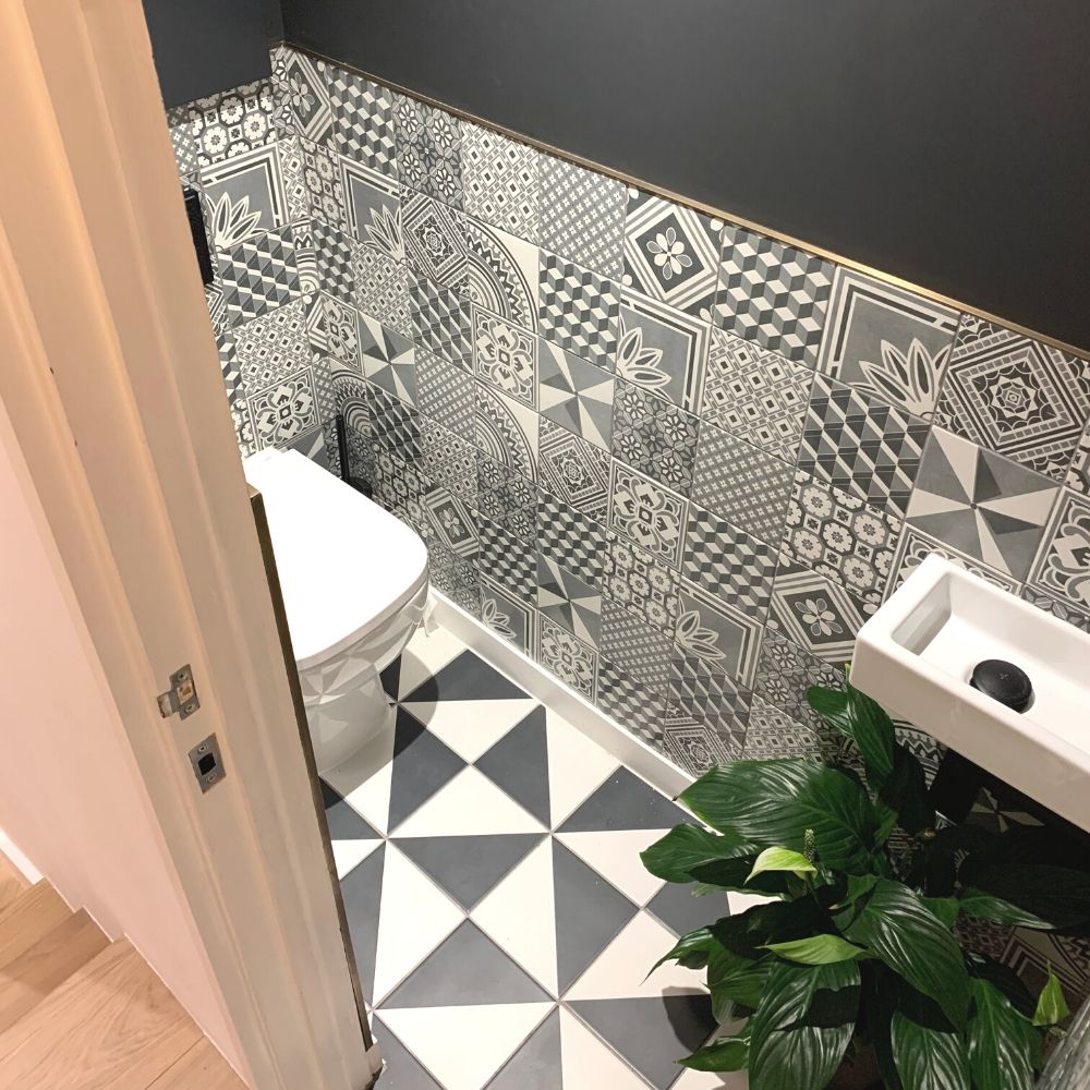 Home Interiors: Creating and styling our downstairs loo